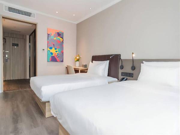 Hanting Hotel Wenjiang Guanghua Park Metro Station