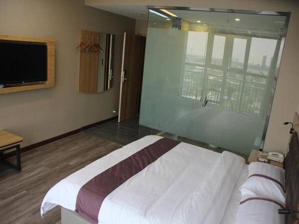 Thank Inn Chain Hotel henan zhoukou chuanhui district south section gongnong road jiahe garden