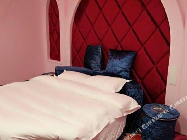 Fu Zhou Xing Qi Ba Shang Wu Hotel