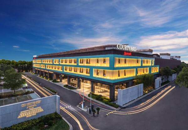 Courtyard by Marriott Shanghai International Tourism and Resorts Zone