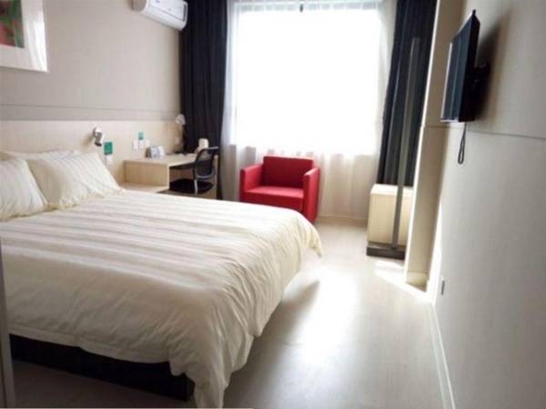 Jinjiang Inn Shanghai International Tourism and Resorts Zone Kangxin Highway Branch