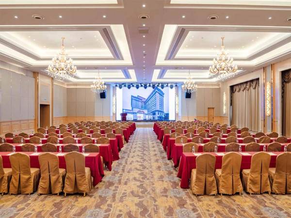 Vienna International Hotel Shanghai Pudong New District Dishui Lake Univeristy City