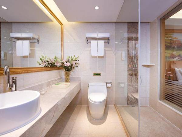 Vienna Hotel Shanghai New International Expo Center Xiuyan Road Metro Station