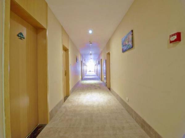 GreenTree Inn Jiangsu Zhenjiang Danyang Development Zone Municipal Government Business Hotel