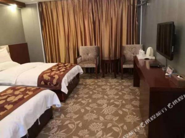 Miao Home Garden Hotel