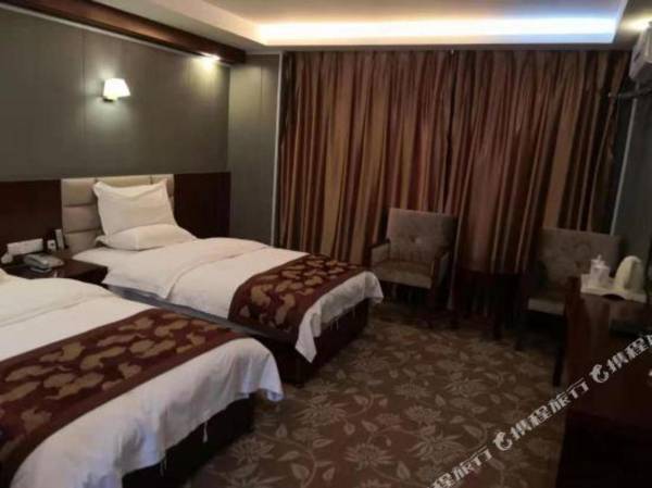 Miao Home Garden Hotel
