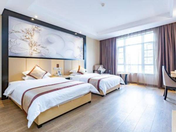 Shida Fenghuang Hotel