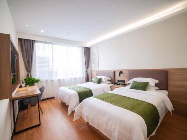 GreenTree Inn Zhangjiagang Daxin Town Pingbei Road Express Hotel