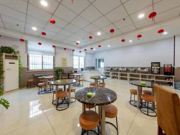 Shell Hotel Changshu Zhitang Food Mall