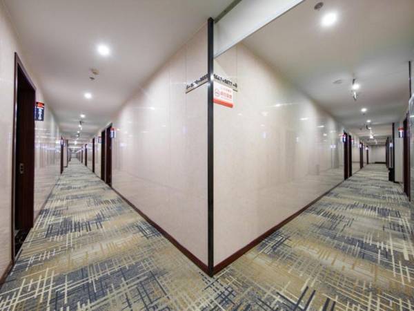 Shell Hotel Suzhou Changshu Guliu Zhonghong Square