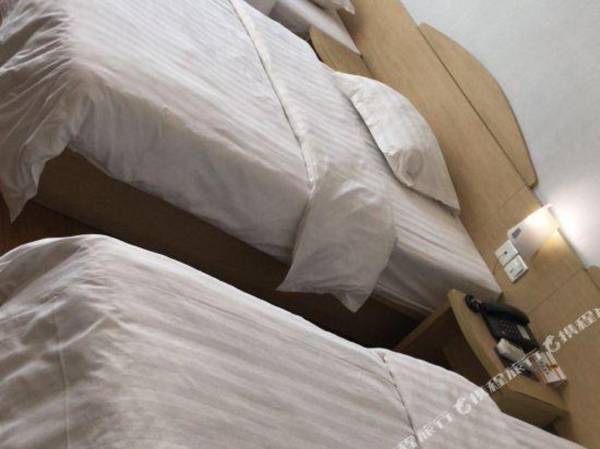 Su 8Jiu Dian (Kun Shan Ren Min Lu Bu Xing Jie Dian )