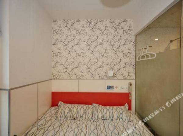 Pod Inn (Suzhou Park Railway Station Jinfeng Square)