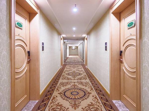 Vienna Hotel Jiangsu Wujiang Shengze International Trade Center