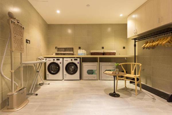 Atour Hotel Suzhou Industrial Park Yangchenghu Avenue