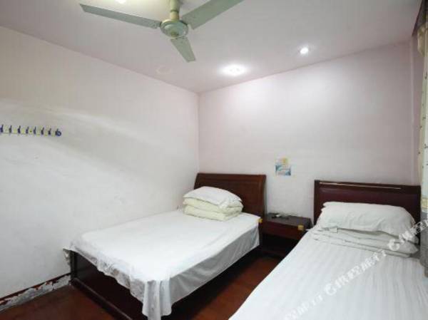 Red Coral Hostel Suzhou