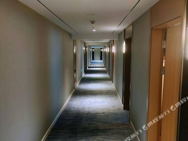 Magnotel Hotel (Suzhou Wujiang Wanbao Plaza)