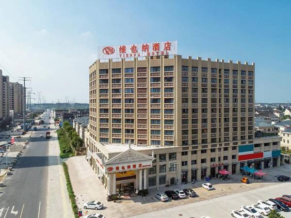 Vienna Hotel Jiangsu Taixing Sports center
