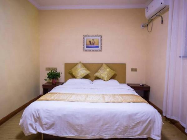 GreenTree Inn JiangSu HuaiAn QingPu District Huaihainan Road Express Hotel