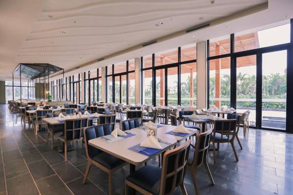 Four Points by Sheraton Wuchuan Loong Bay