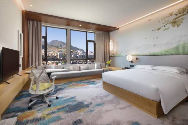 Hilton Garden Inn Nujiang