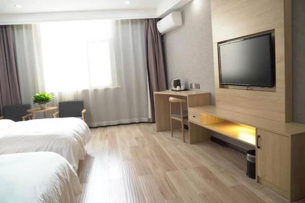 Elan Inn Linyi Hedong District Hardware City