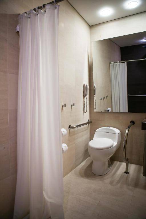 Las Americas Torre Del Mar