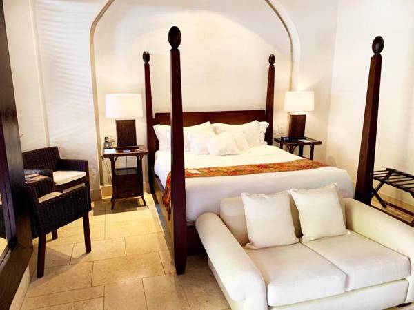 Ananda Hotel Boutique - Hoteles Cosmos