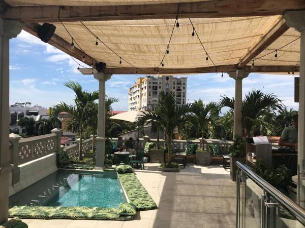 Townhouse Boutique Hotel