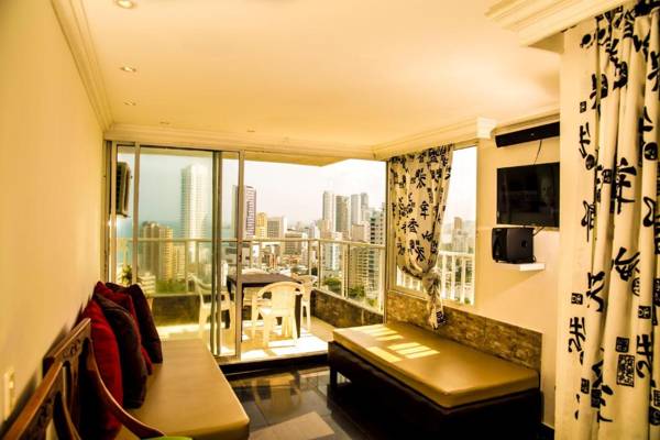 "LOW COST" Conquistador-Laguito