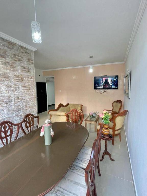 Apartamentos en Edificio Los Delfines