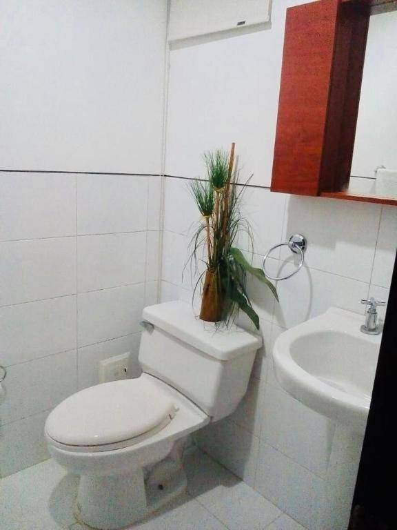 Edificio Morros 922 con acceso directo a playa 3 alcobas