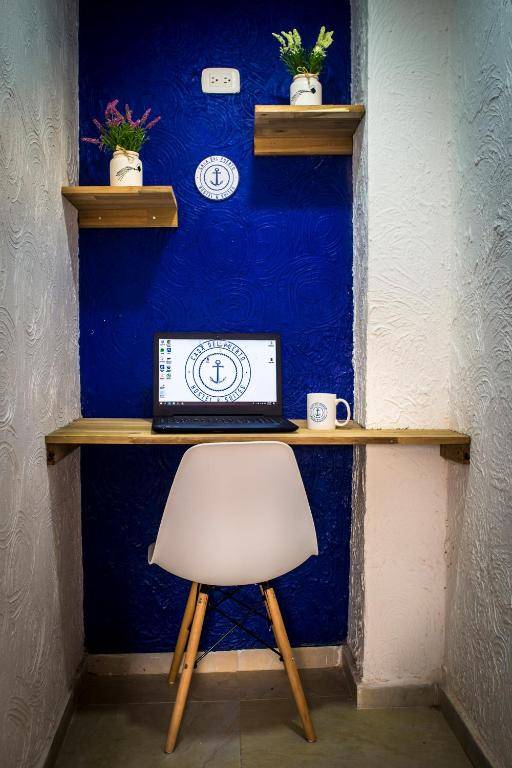 Casa del Puerto Hostel & Suites