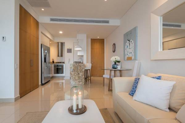 Classy 1 BR Pool Gym near Downtown Cartagena by Huespedia