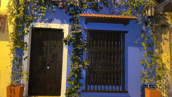 Casa Familiar - María de las Palmas -Getsemani