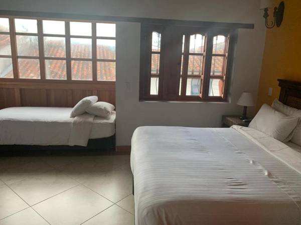 Hotel Campanario Real