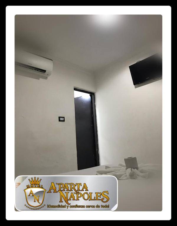 Hotel Aparta Napoles