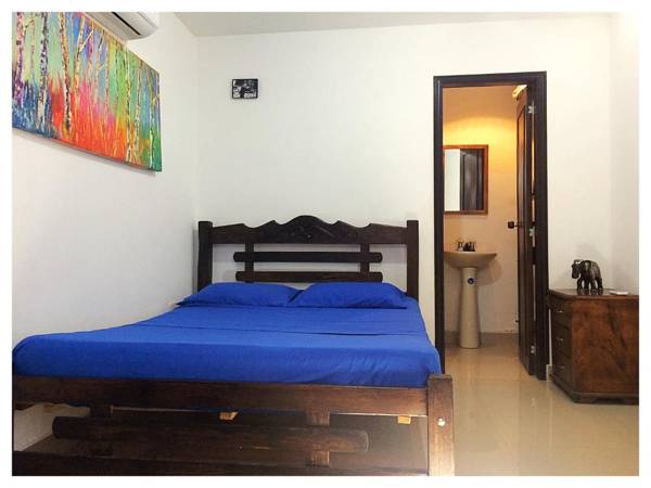 Hostal Santa Maria City