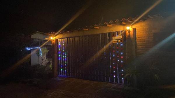 Hostal casa Montañita