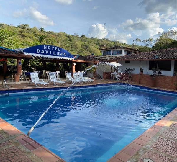 Hotel Campestre Davilejas