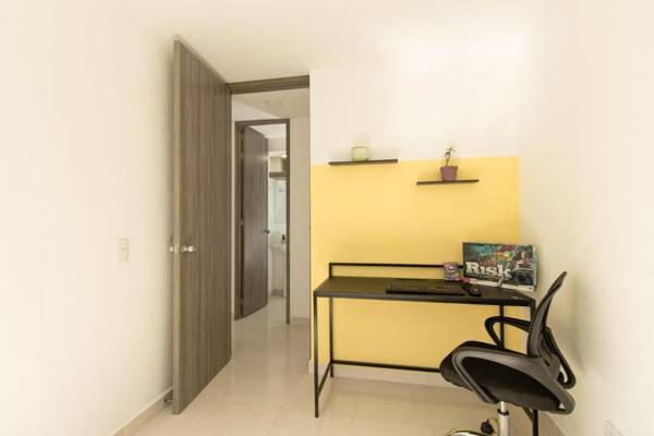 Workspace - Full apartment near to Ukumari w fast Internet