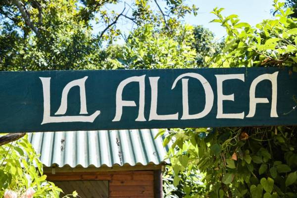 La Aldea Hostel Camping y Hamacas