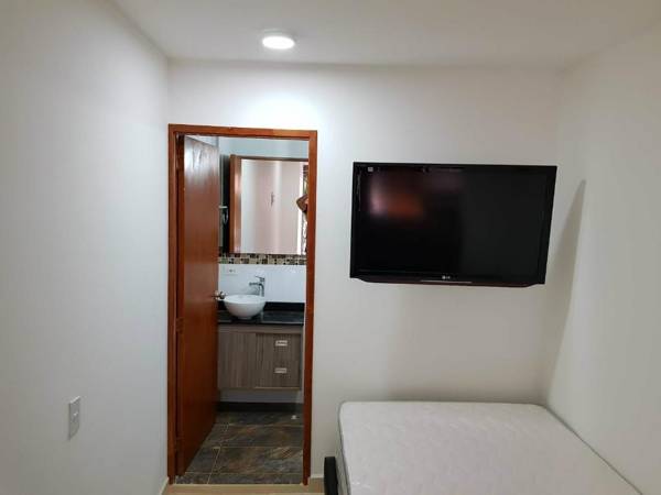 Apartamentos tranvia- Mall la central