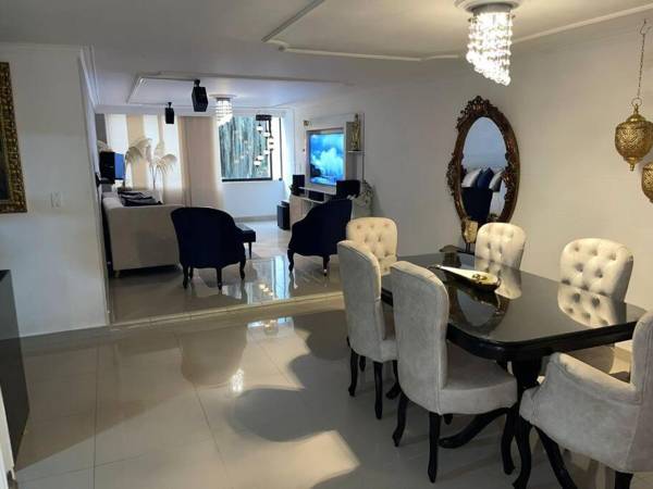 Hermoso apartamento en el barrio el poblado de medellin exclusivo y elegante