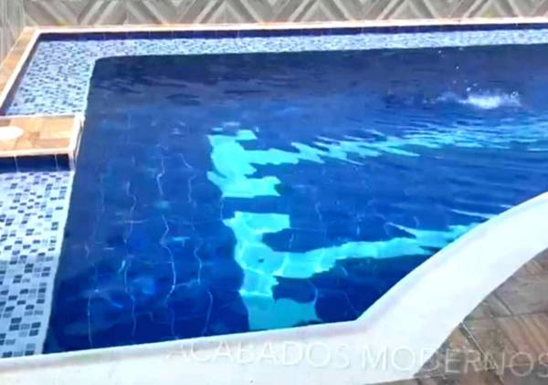 Casa con Piscina Privada en Carmen de Apicala