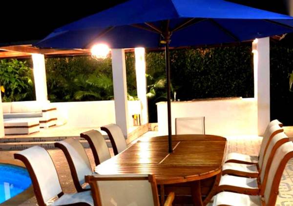 Casa Quinta Privada Condominio Campestre el Peñon Girardot Luxury