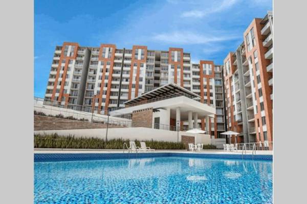 Apartamento en Girardot Conjunto Cerrado 2 habitaciones 4 piscinas y excelente vista.