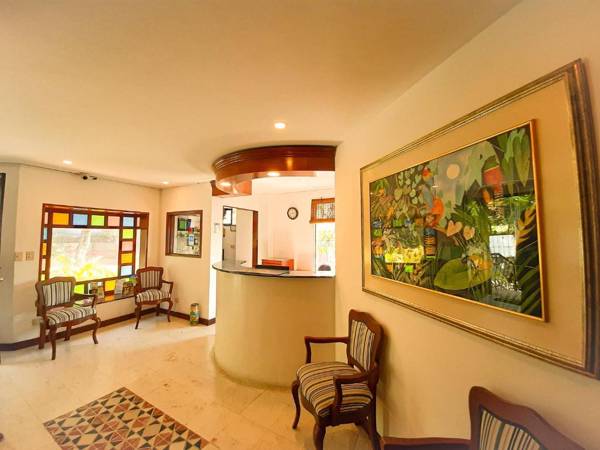 Travelers Apartamentos y Suites - Castellón De Juanambú