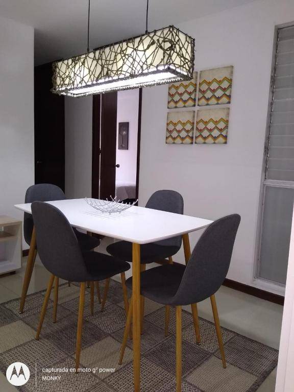 LIKE HOME- COMO EN CASA