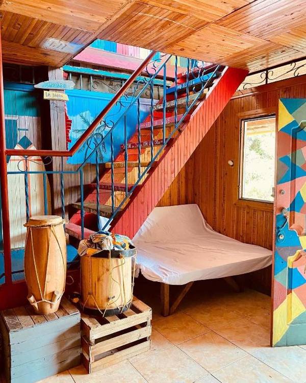 SURF HOUSE ESTILO LIBRE