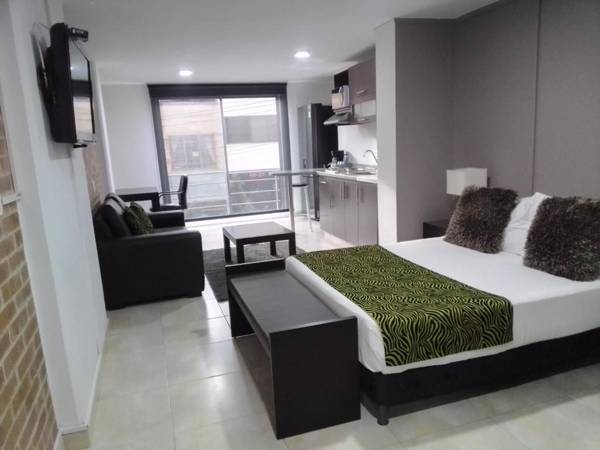 ICON 48 Luxury Apartasuites